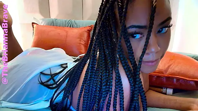 BriannaBrave live sex cam