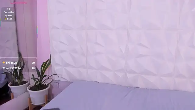 HannahToons's cam snapshot