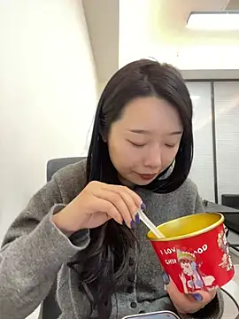 Qrooo's cam snapshot