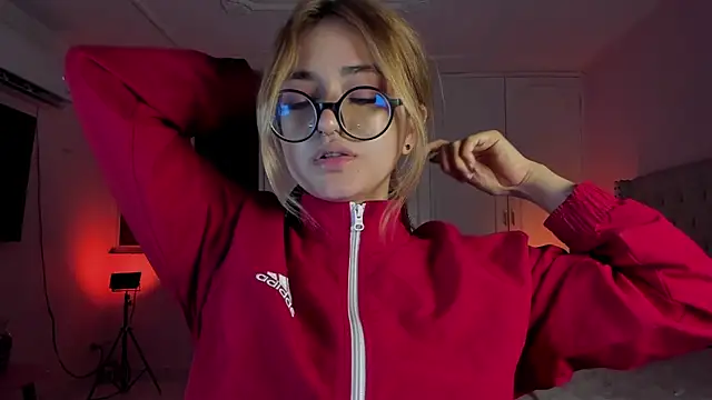 SweetJennaa live sex cam