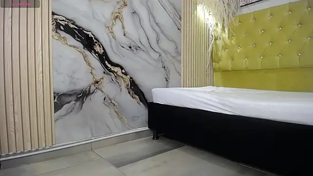 Mantis_winee's cam snapshot