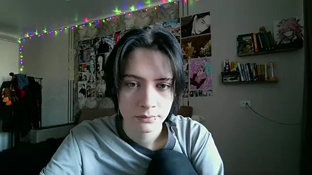 LxayBloom's cam snapshot