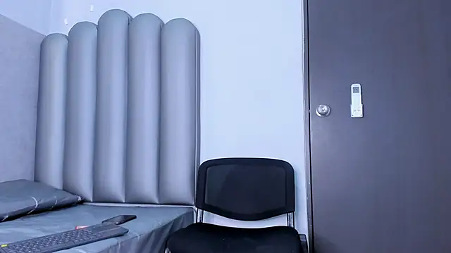 Ashley-03's cam snapshot