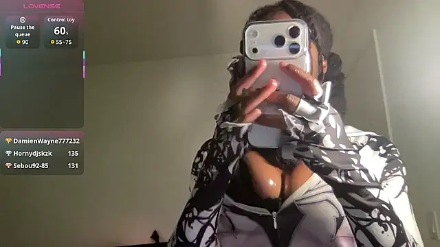 maskedgirl5005's cam snapshot