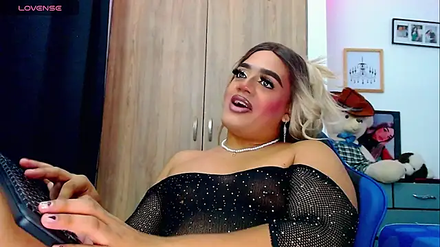 Amber_bigdick22 live sex cam