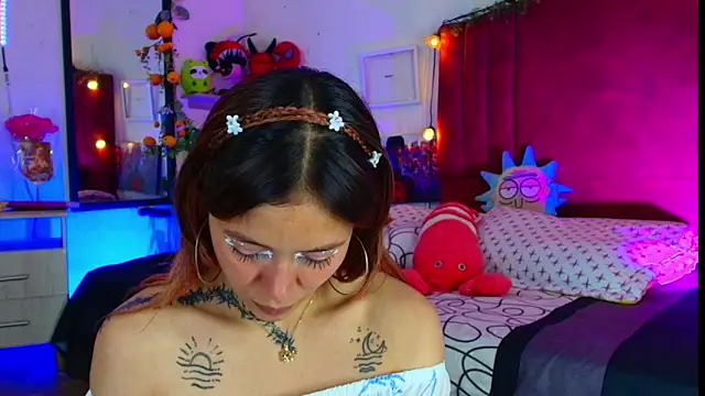 alisson_zafiro_'s cam snapshot