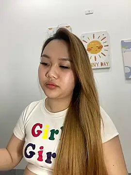 Almira6868 live sex cam