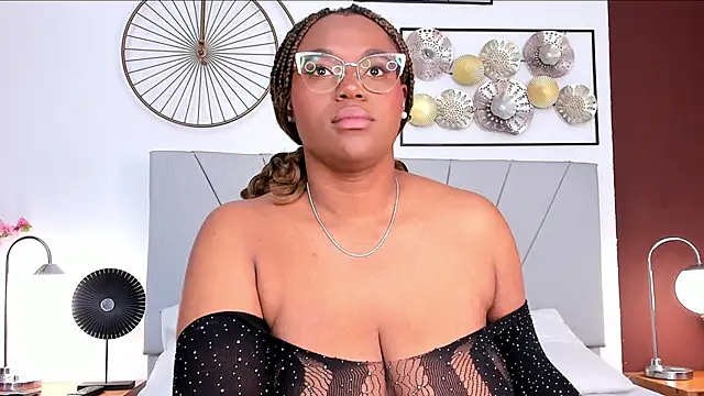 Makena_gh's cam snapshot