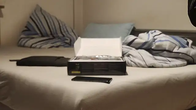 Alphapimmelchen live sex cam