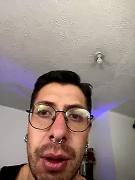 Letorres96 live sex cam