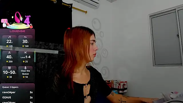 Nicol_TransGirl live sex cam