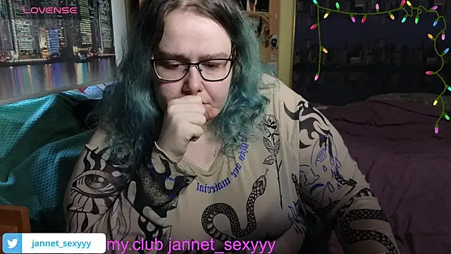 JannetPie's cam snapshot