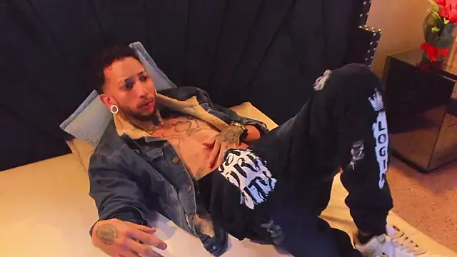 axel_valtier live sex cam