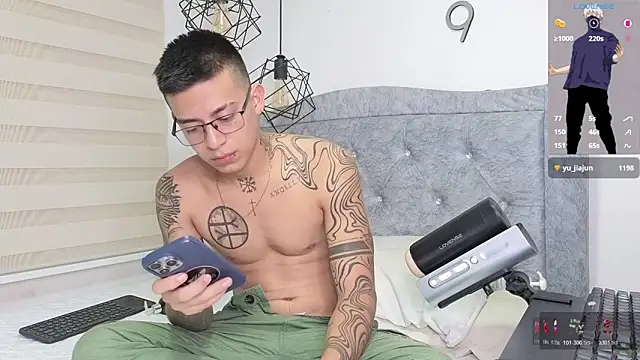 SIXXTOLOVE18 live sex cam