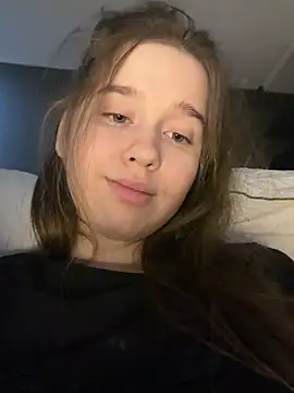 HornyGirlH live sex cam