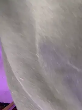 MIAROGGERSS's cam snapshot