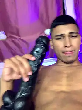 Emiliano_Reyes live sex cam