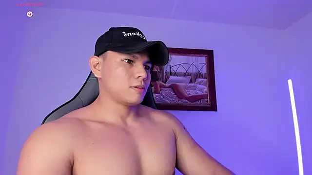 RoyConstance live sex cam