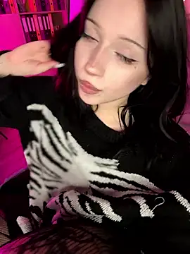 YourLittleDevil live sex cam