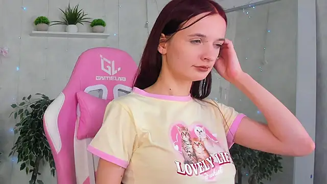 Alicia_Adammss's cam snapshot