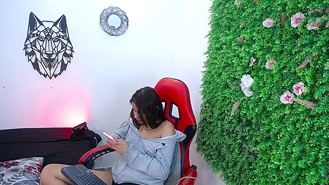 Isabella_Roouse's cam snapshot