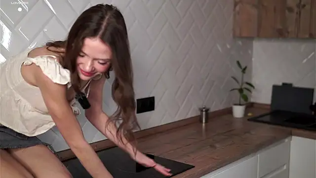 KnittedGoo's cam snapshot