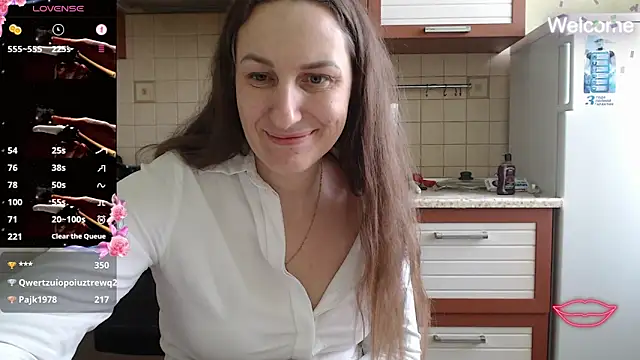 Yevgeshka-Milashka live sex cam