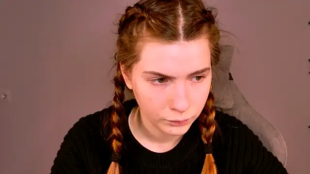 AliceCUNTach's cam snapshot