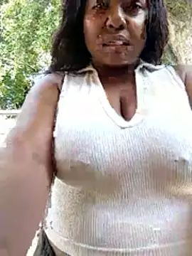 Katie_lips's cam snapshot