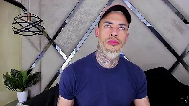 VinzenzRizzo live sex cam