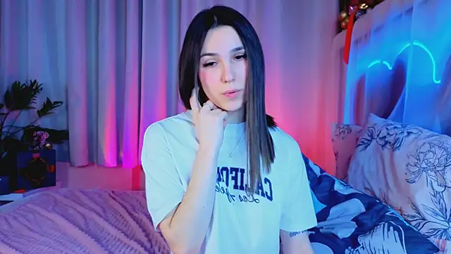 -CindyLou's cam snapshot