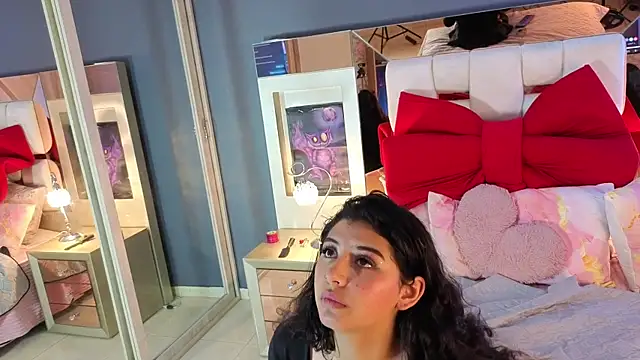 elizabethsecrett's cam snapshot