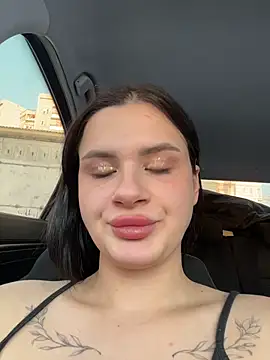 MiraReach live sex cam