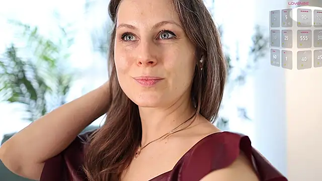 AnnittaStar live sex cam