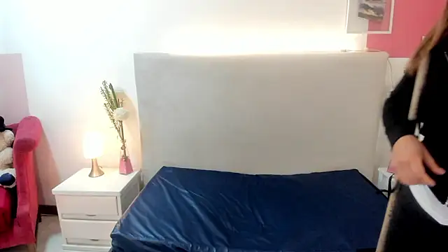 CristalBm_'s cam snapshot