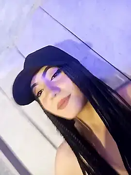 Odett_Khast's cam snapshot