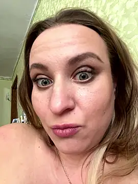 OlgaBuzzz's cam snapshot