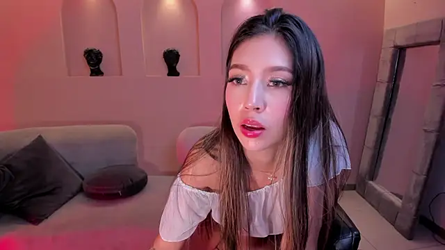 TaraLawrence's cam snapshot