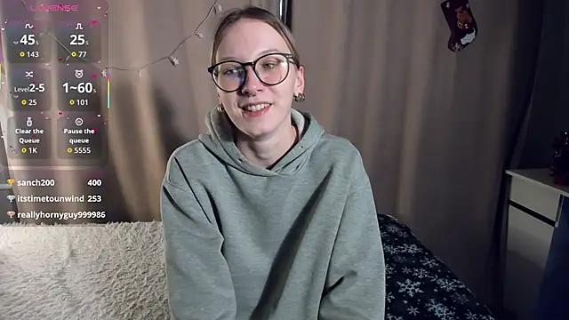 SharylSmalt live sex cam