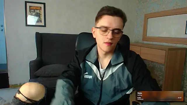 FelixStarkk live sex cam