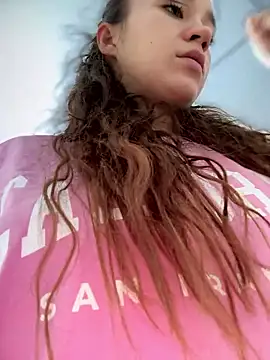 QuietNicole live sex cam