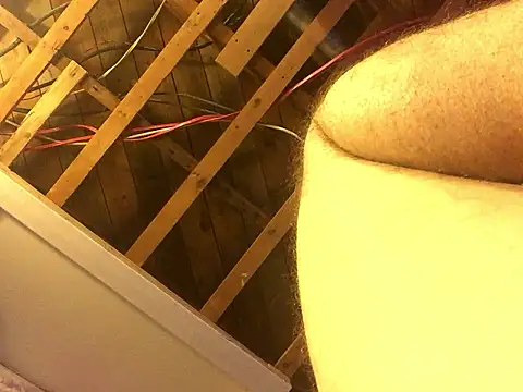 Pilote19 live sex cam