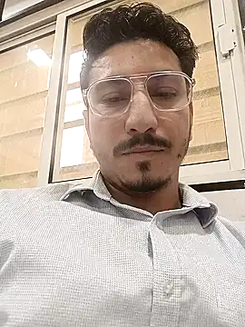 thakursumit079's cam snapshot