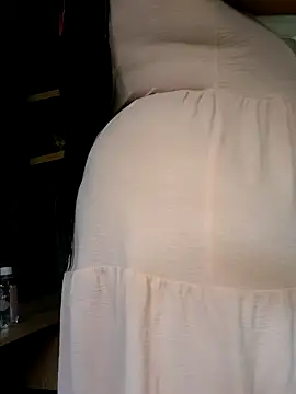 SWEETDOLLY29XX live sex cam