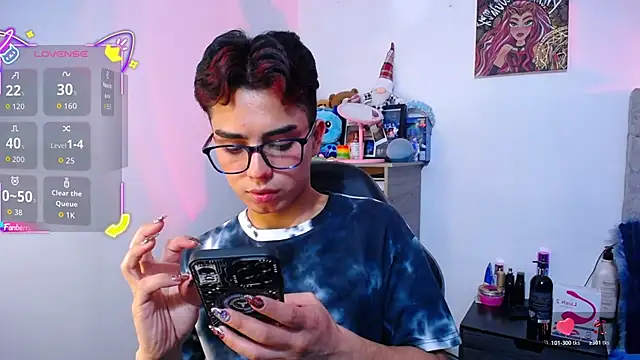 OwenBluee's cam snapshot