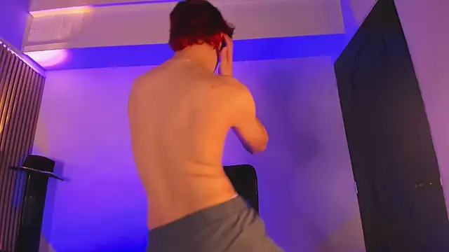 IM_DAREN's cam snapshot