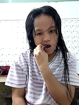 BabySweet-18's cam snapshot