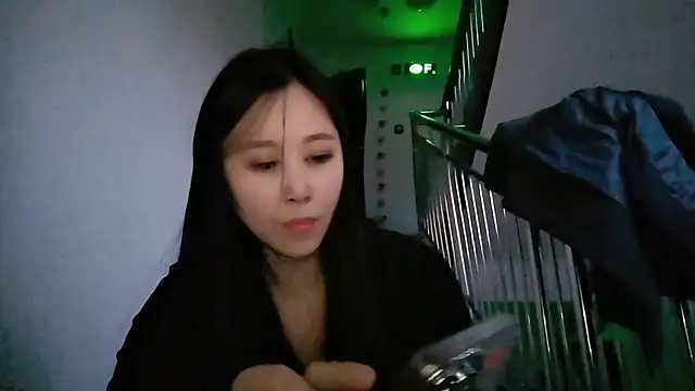 Fannywell live sex cam