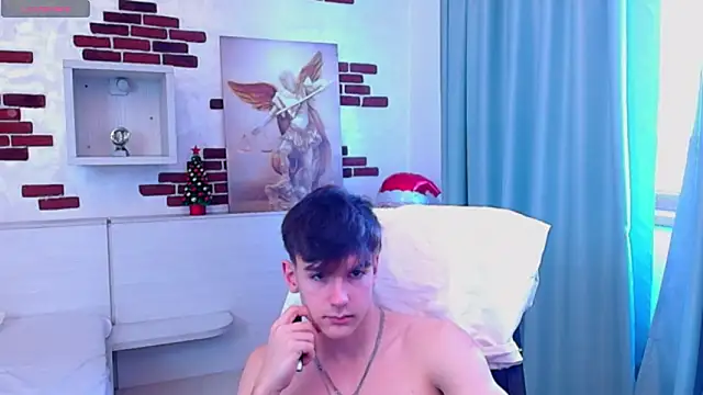 BradyFlint live sex cam