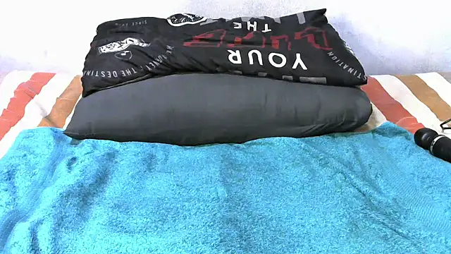 shy-lillyX22's cam snapshot